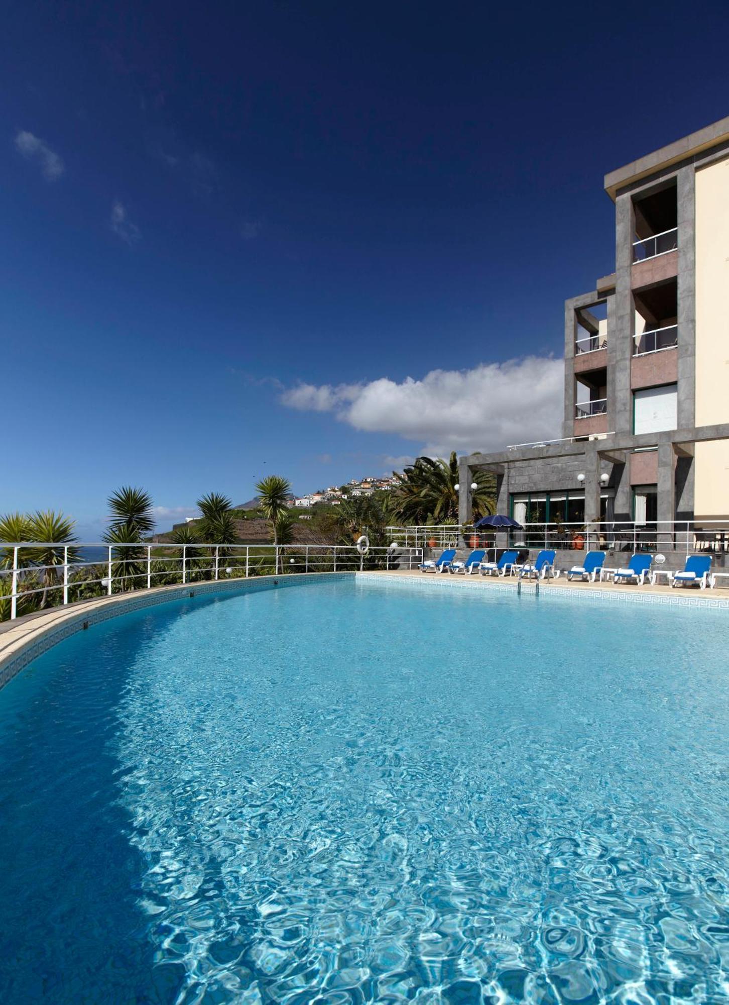 Hotel Escola Funchal  Eksteriør billede