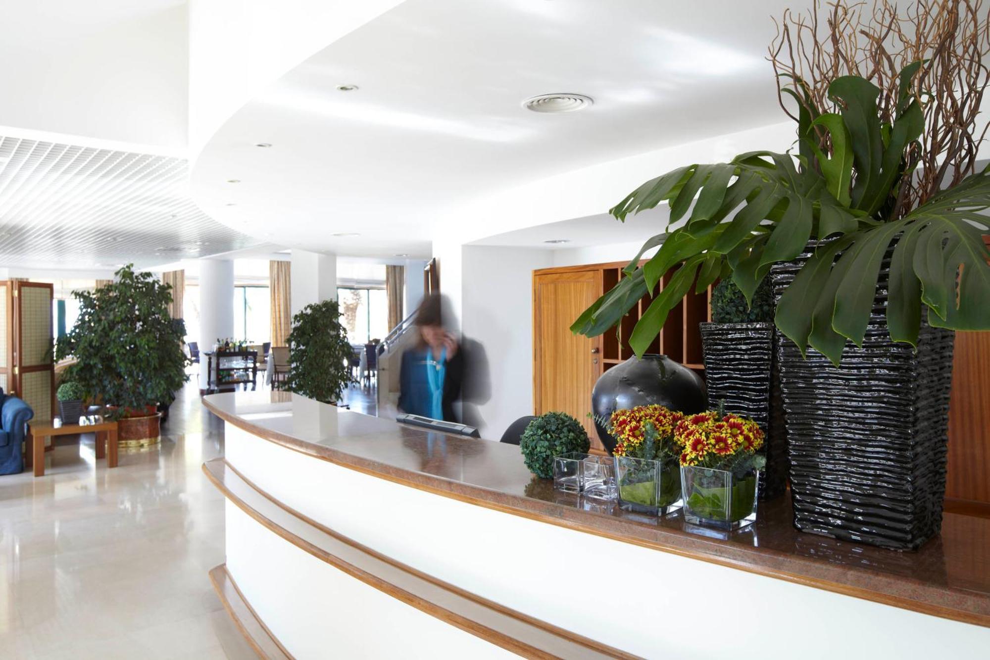 Hotel Escola Funchal  Eksteriør billede