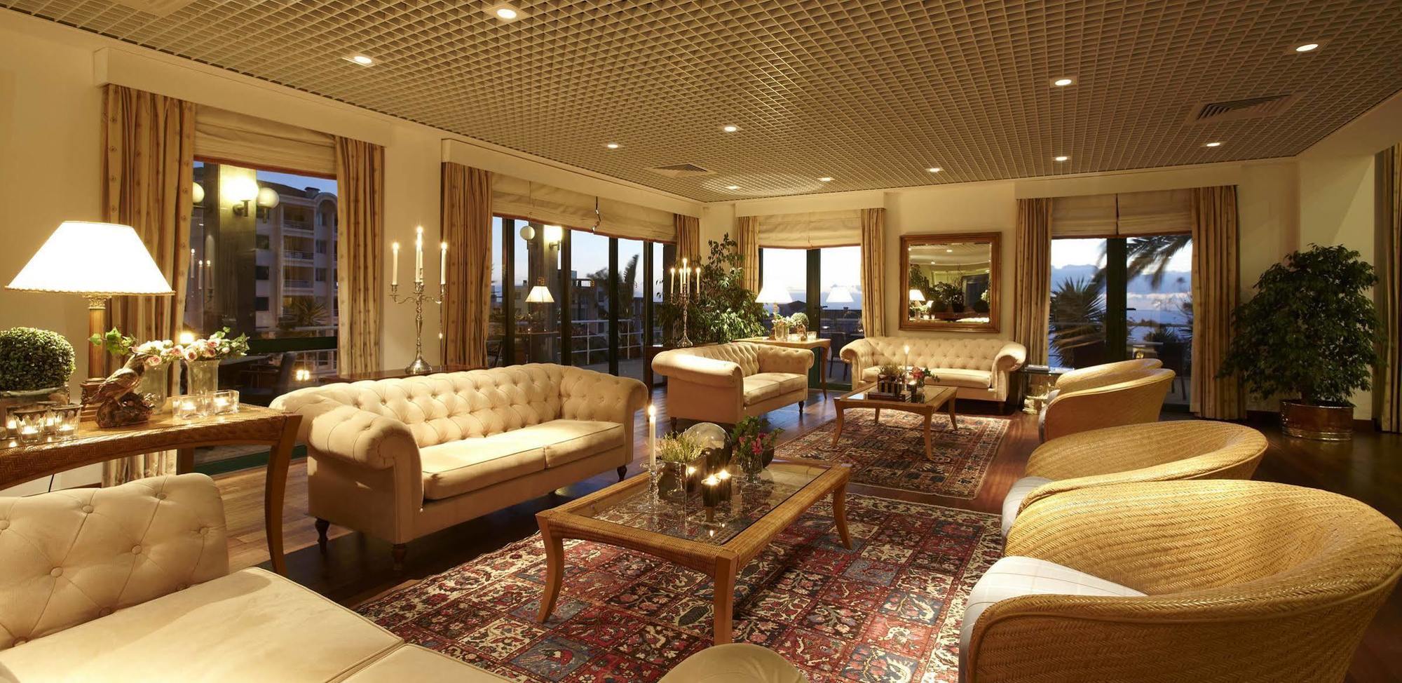 Hotel Escola Funchal  Eksteriør billede